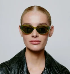 Winnie Solbriller, Light Olive Transparent